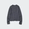 Kort ribbestrikket cardigan i merinoull for damer