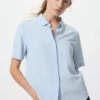 Kortærmet bluse i rayon for damer