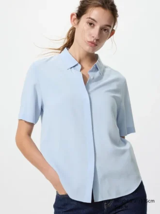 Kortærmet bluse i rayon for damer