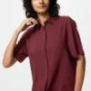 Kortærmet bluse i rayon for damer