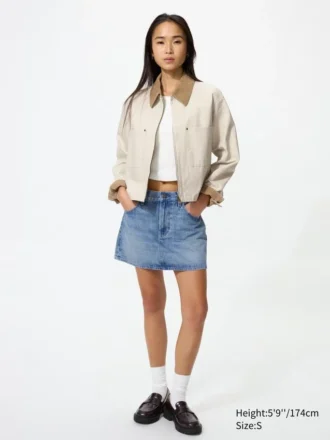 Mini-skjørt i denim for kvinner