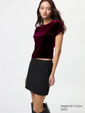 Mini-T-skjorte i myk velour for kvinner