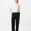 Seersucker-bluse med voluminøse ermer for kvinner