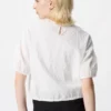 Seersucker-bluse med voluminøse ermer for kvinner