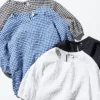 Seersucker-bluse med voluminøse ermer for kvinner