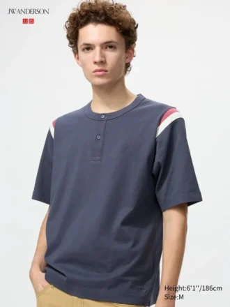 Unisex T-skjorte med henleyhals