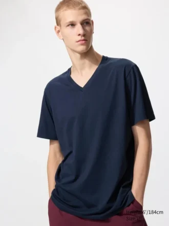 V-hals-T-skjorte i Supima Cotton for menn
